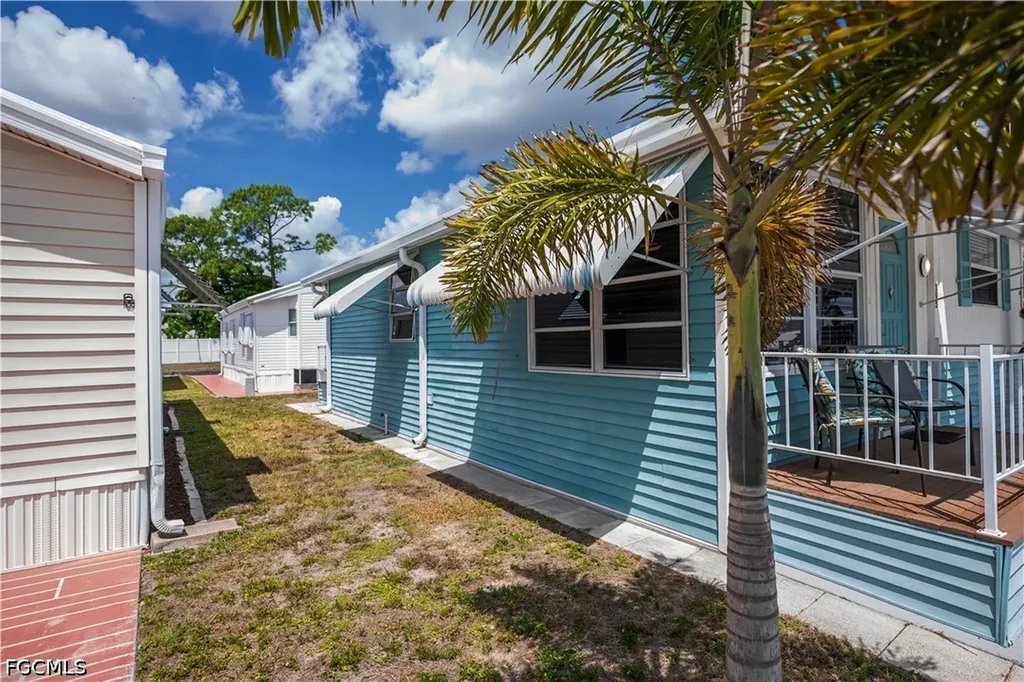 195 Ramble Drive North Fort Myers FL 33903