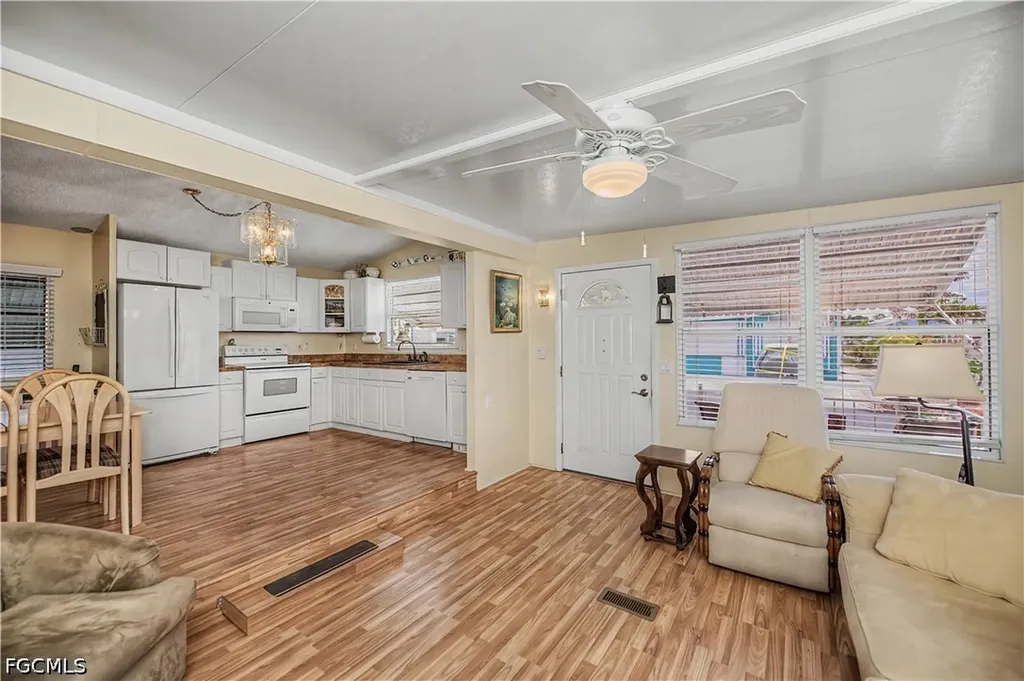 195 Ramble Drive North Fort Myers FL 33903