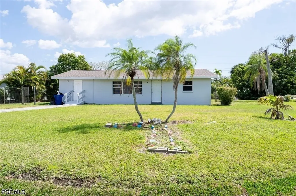 Fort Myers FL, 4631 New Haven Drive