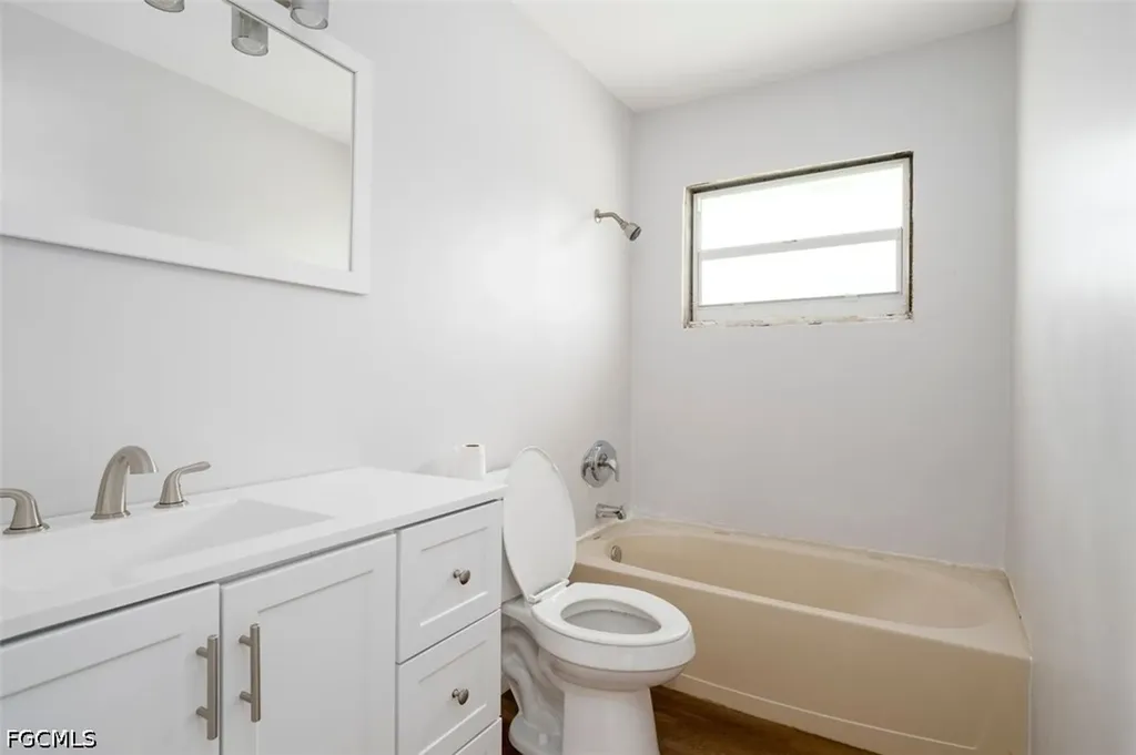 4631 New Haven Drive Fort Myers FL 33908