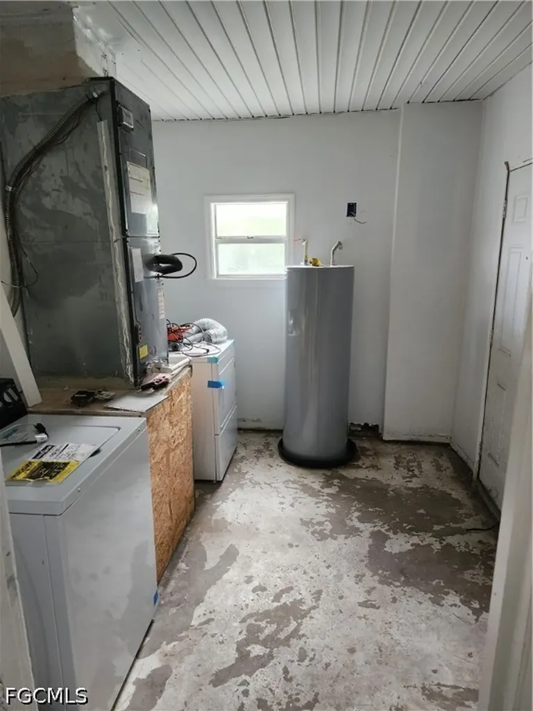 4631 New Haven Drive Fort Myers FL 33908