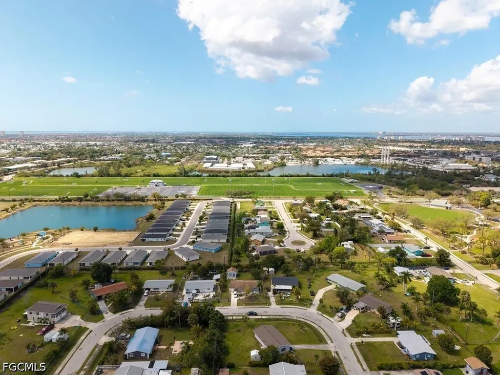 4631 New Haven Drive Fort Myers FL 33908