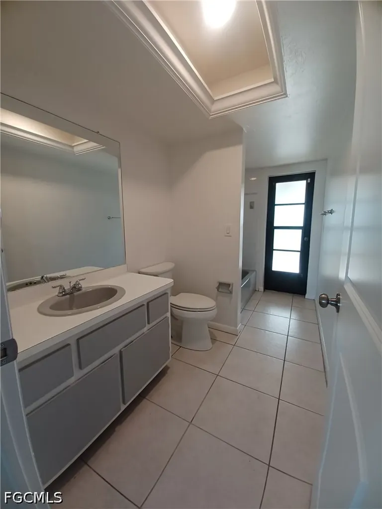 3305 SW 7th Place Cape Coral FL 33914