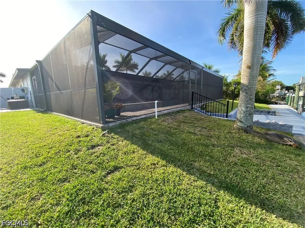 5156 Sunnybrook Court Cape Coral FL 33904