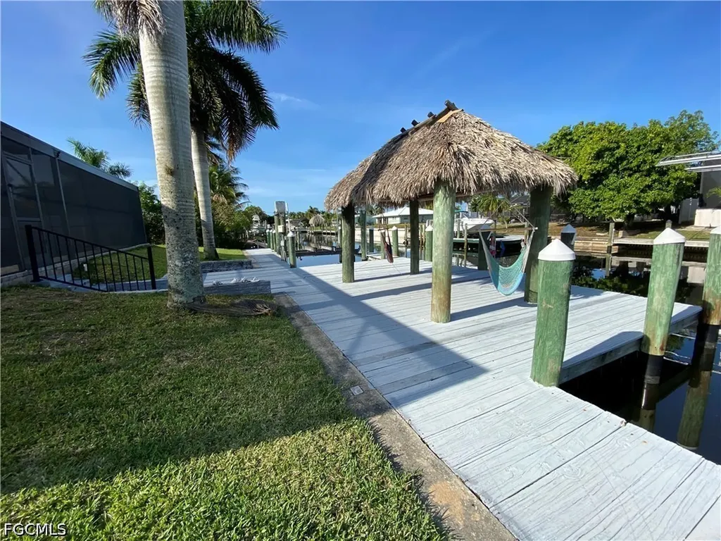 5156 Sunnybrook Court Cape Coral FL 33904