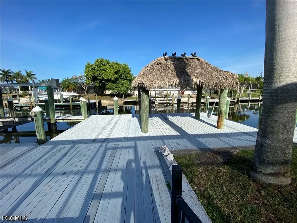 5156 Sunnybrook Court Cape Coral FL 33904