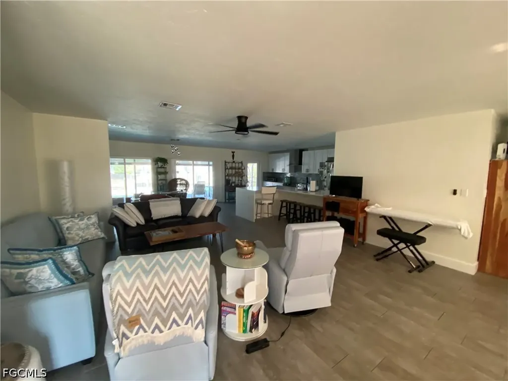 5156 Sunnybrook Court Cape Coral FL 33904