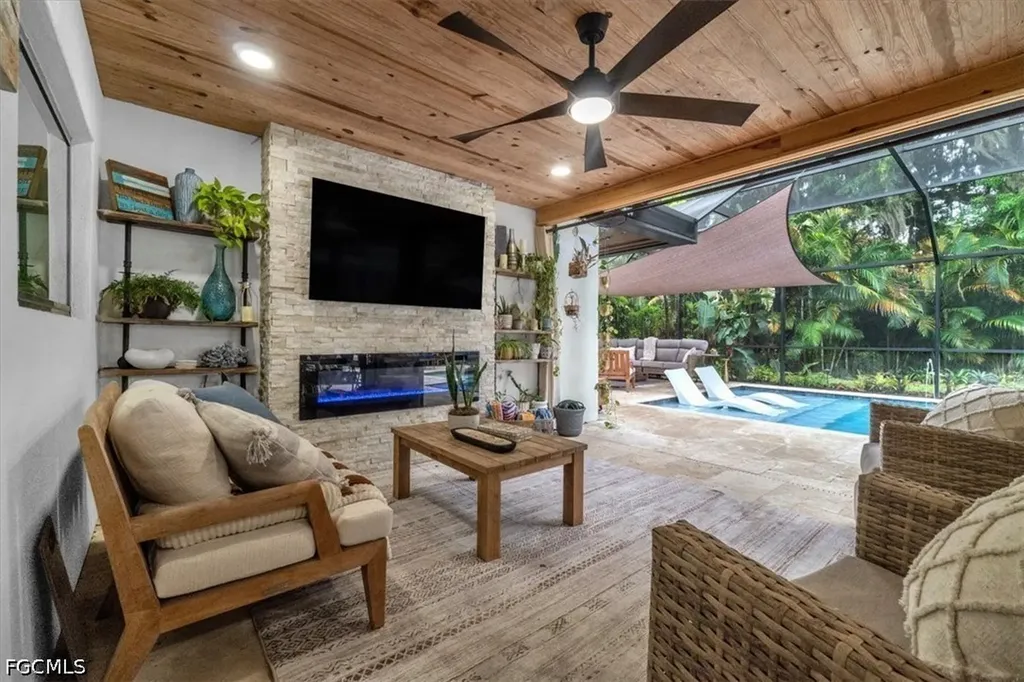202 Ridgewood Avenue Clewiston FL 33440