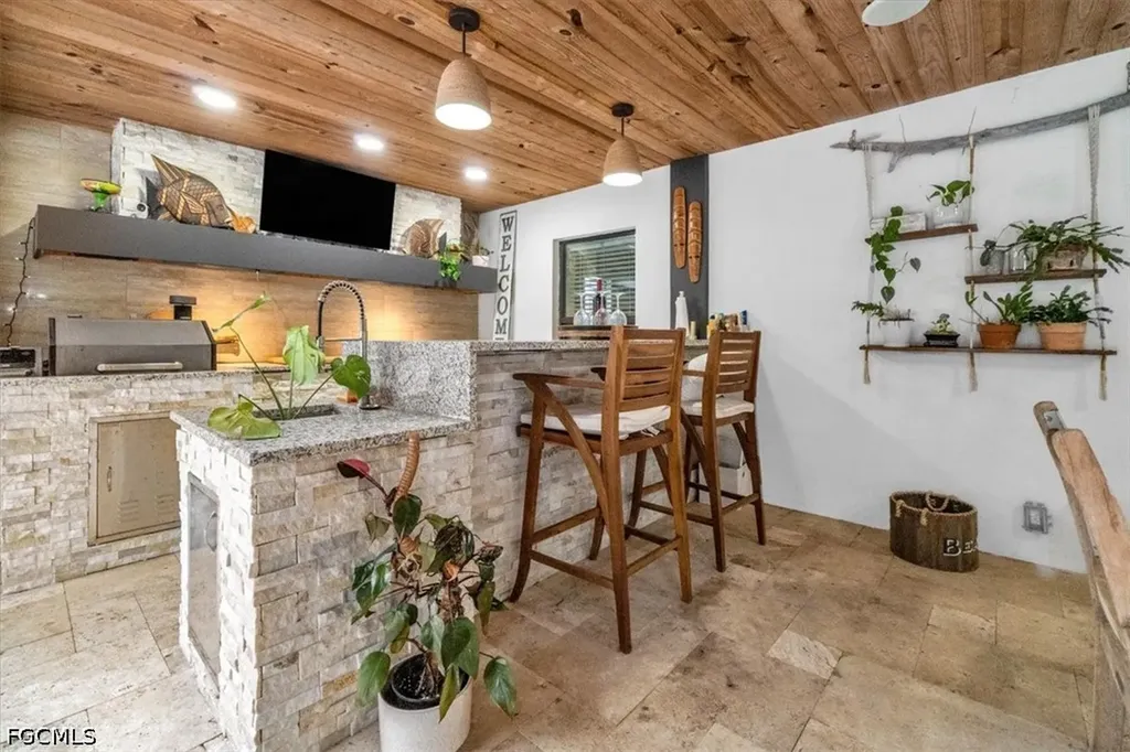 202 Ridgewood Avenue Clewiston FL 33440