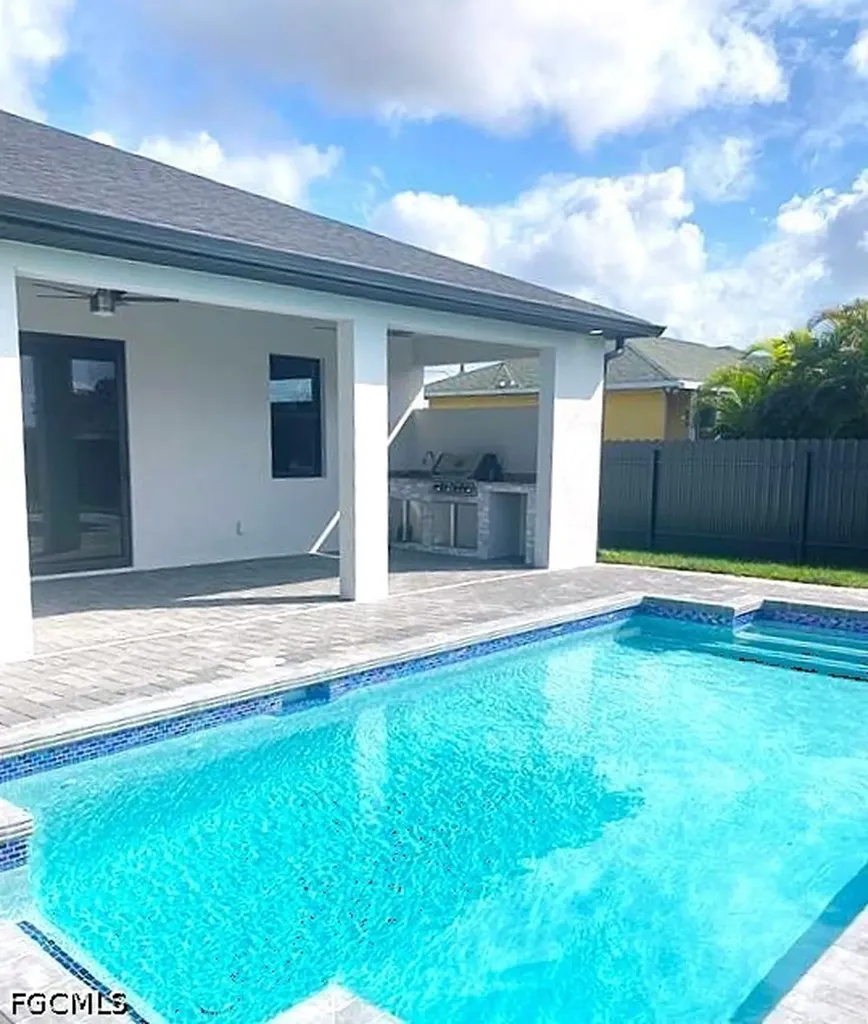 224 NW 2nd Place Cape Coral FL 33993