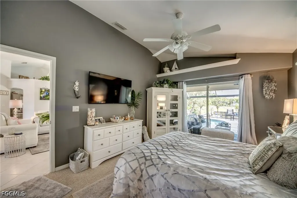 1621 NE 5th Terrace Cape Coral FL 33909