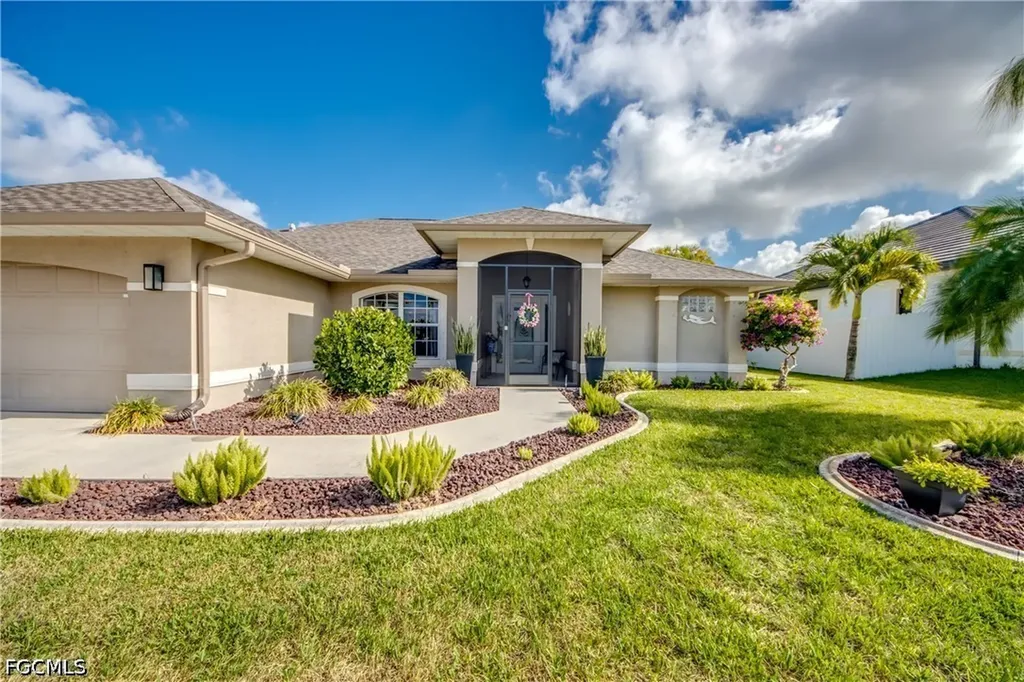 1621 NE 5th Terrace Cape Coral FL 33909