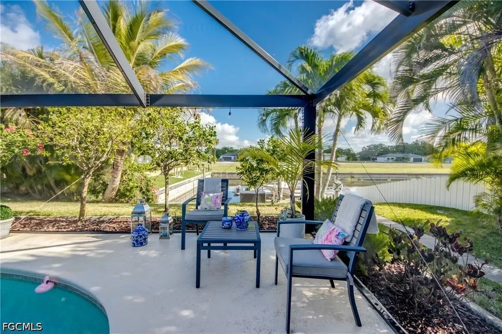 1621 NE 5th Terrace Cape Coral FL 33909