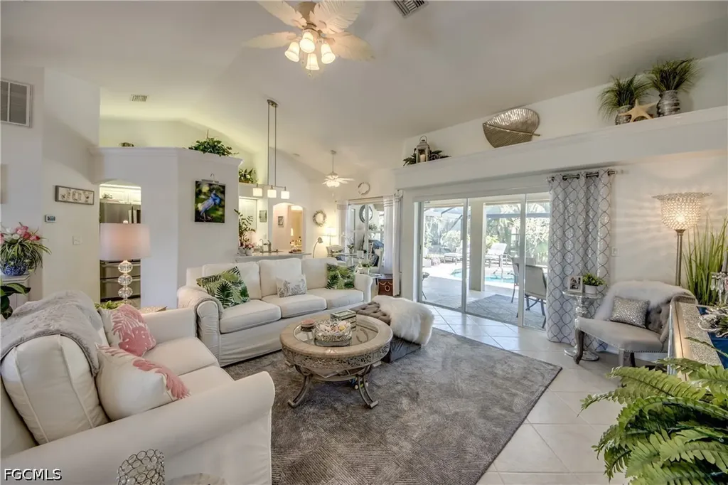 1621 NE 5th Terrace Cape Coral FL 33909