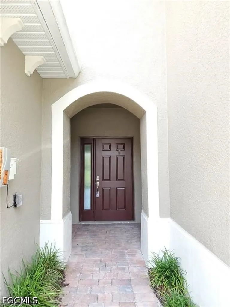 3878 Burrfield Street Fort Myers FL 33916