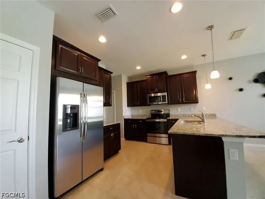 3878 Burrfield Street Fort Myers FL 33916