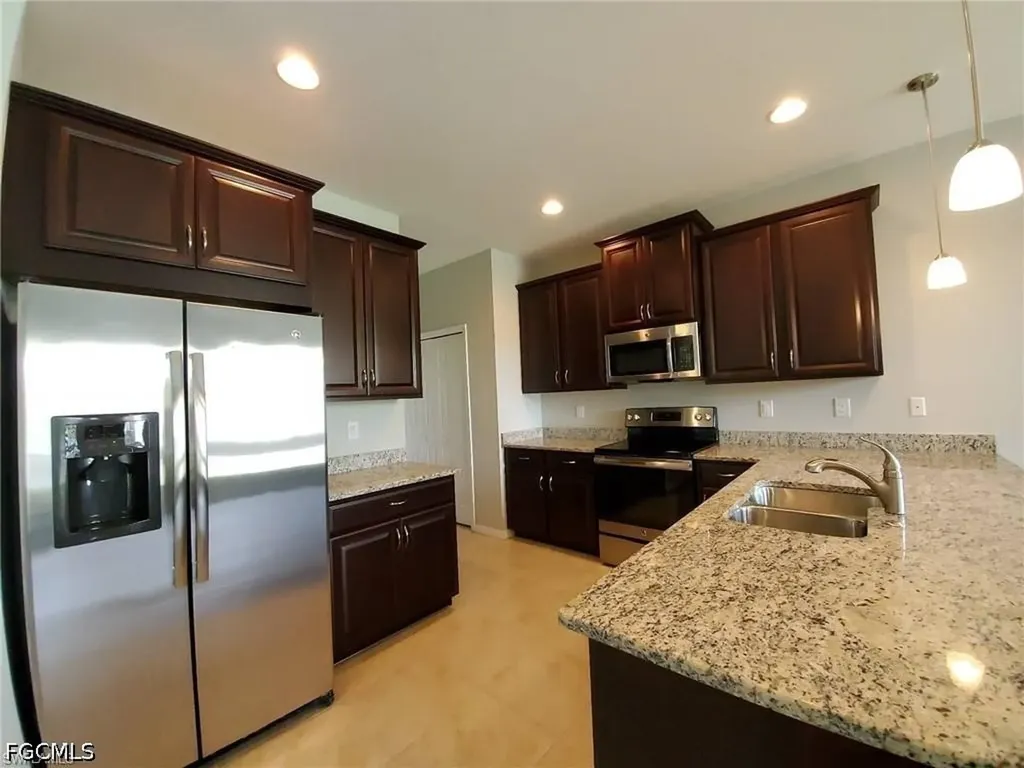 3878 Burrfield Street Fort Myers FL 33916