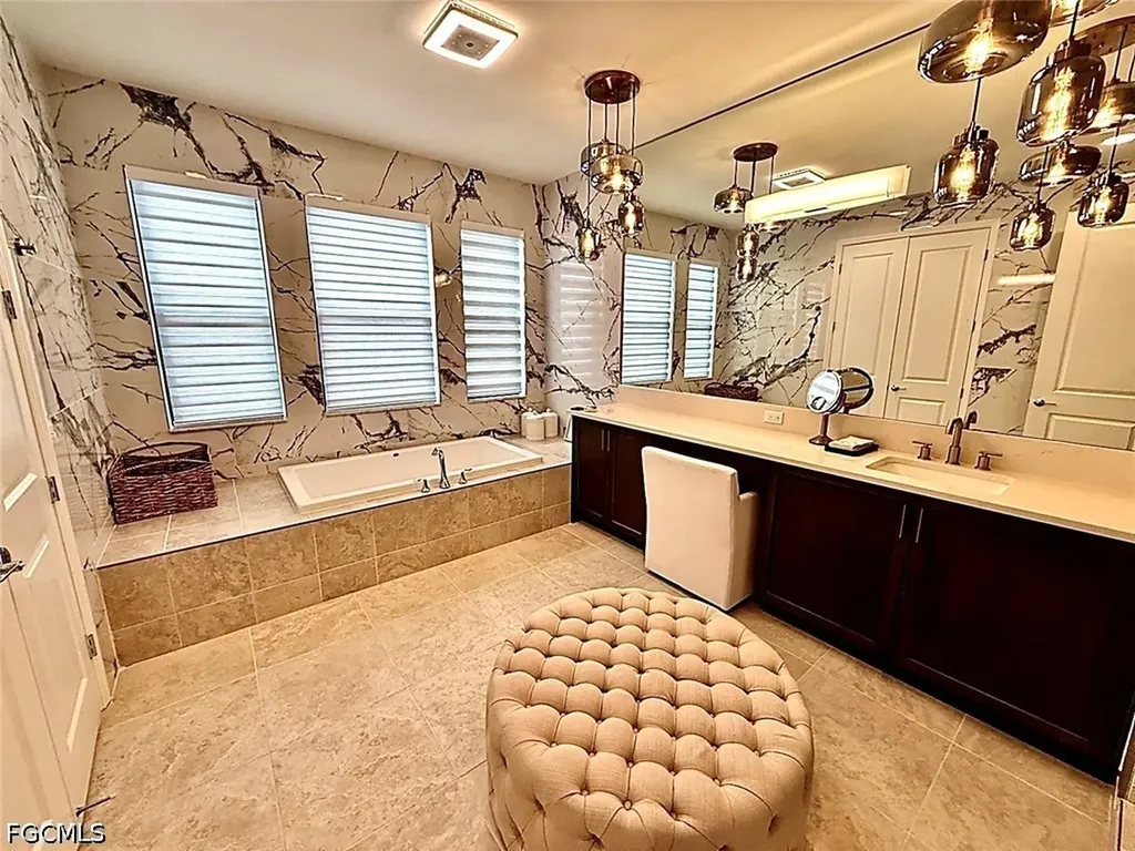 20318 Fair Oak Lane Estero FL 33928