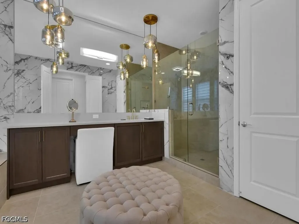20318 Fair Oak Lane Estero FL 33928