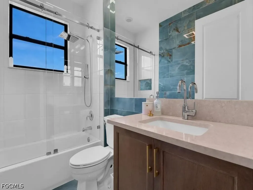 20318 Fair Oak Lane Estero FL 33928