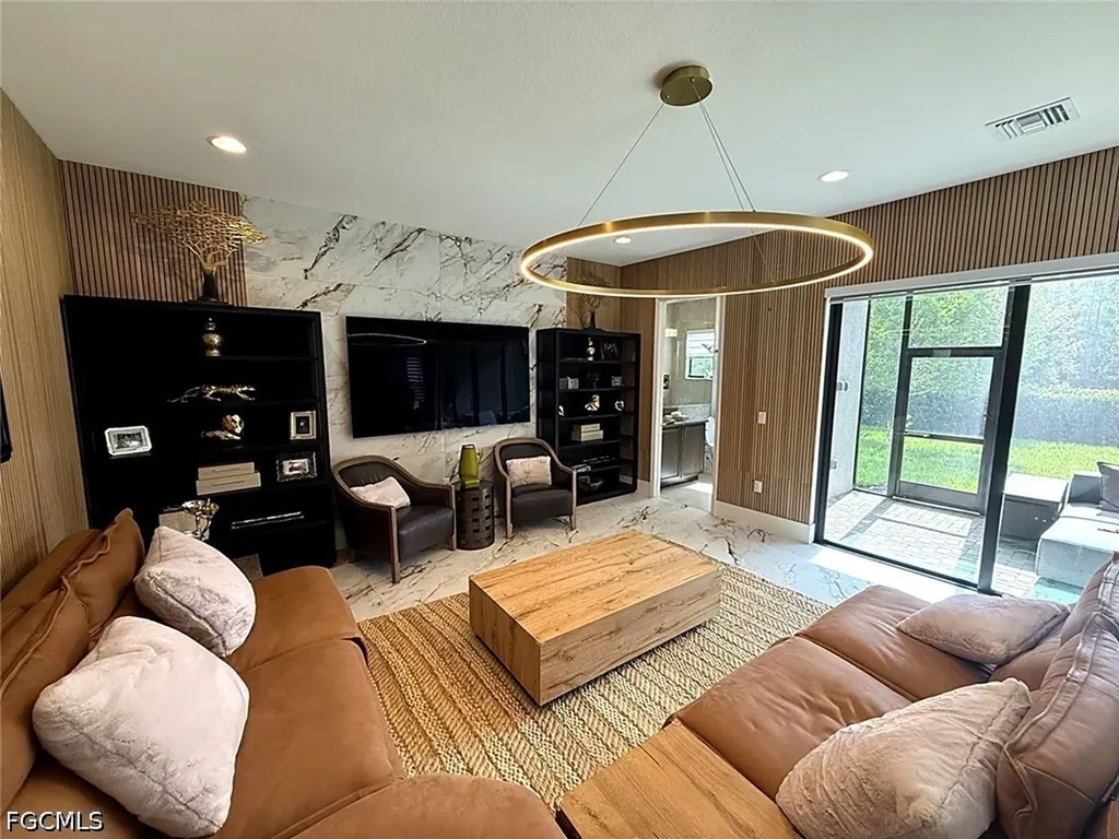 20318 Fair Oak Lane Estero FL 33928