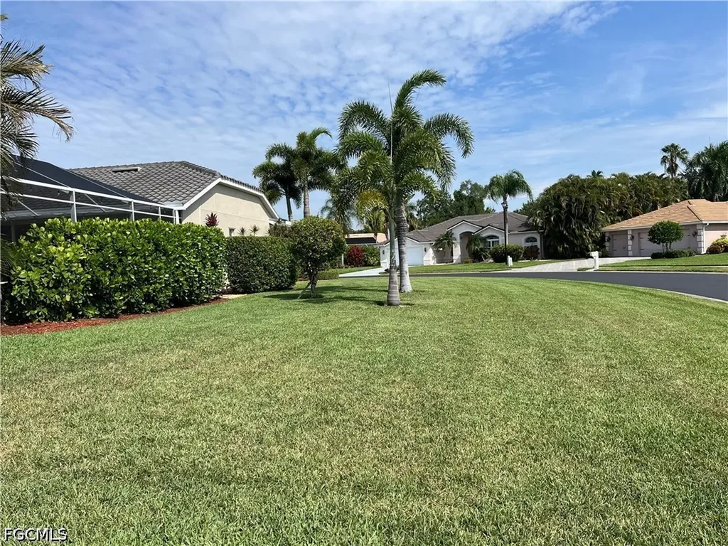 12530 Strathmore Loop Fort Myers FL 33912