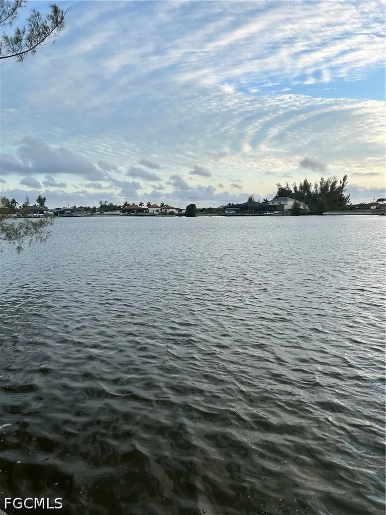 3006 NW 43rd Place Cape Coral FL 33993