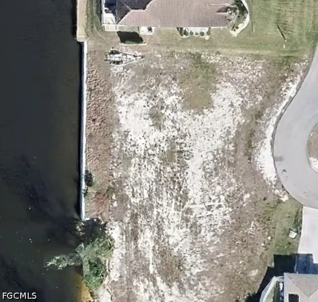 3006 NW 43rd Place Cape Coral FL 33993