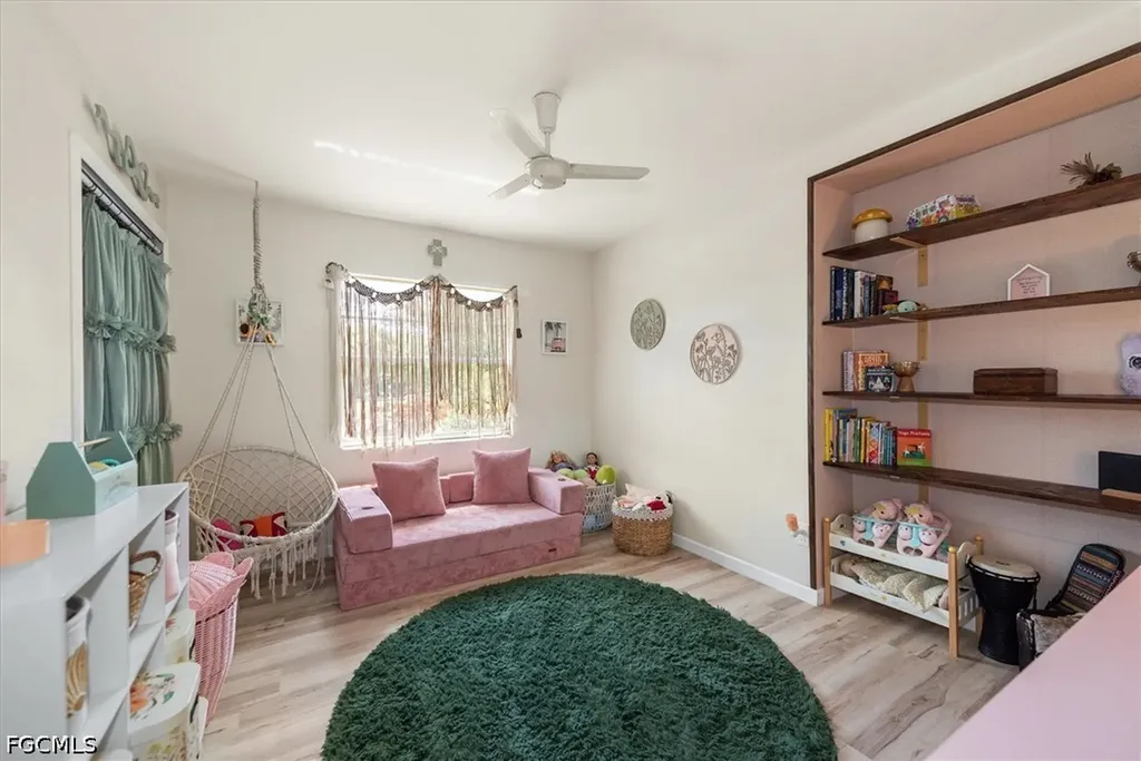 2431 N Westwood Drive North Fort Myers FL 33917
