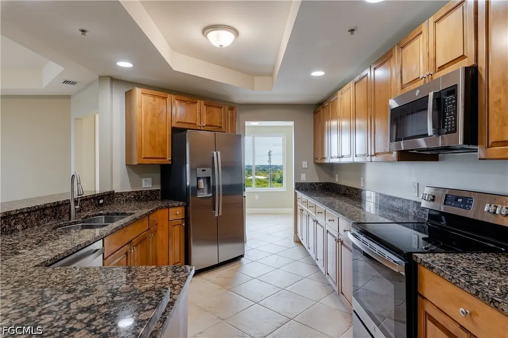 2745 1st Street Fort Myers FL 33916