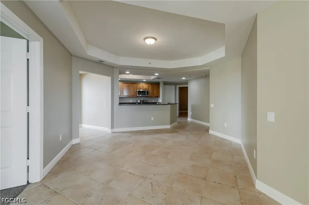 2745 1st Street Fort Myers FL 33916
