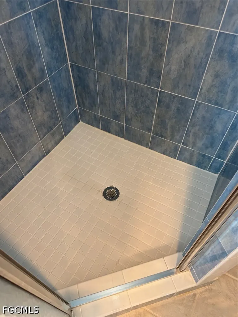 30 Maui Circle Naples FL 34112