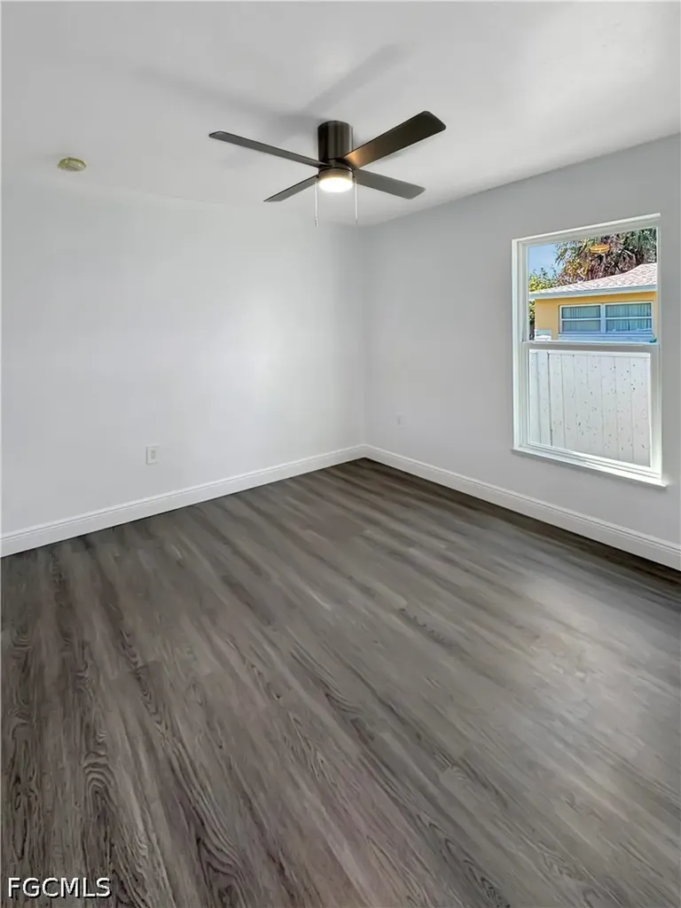 12641 1st Street Fort Myers FL 33905