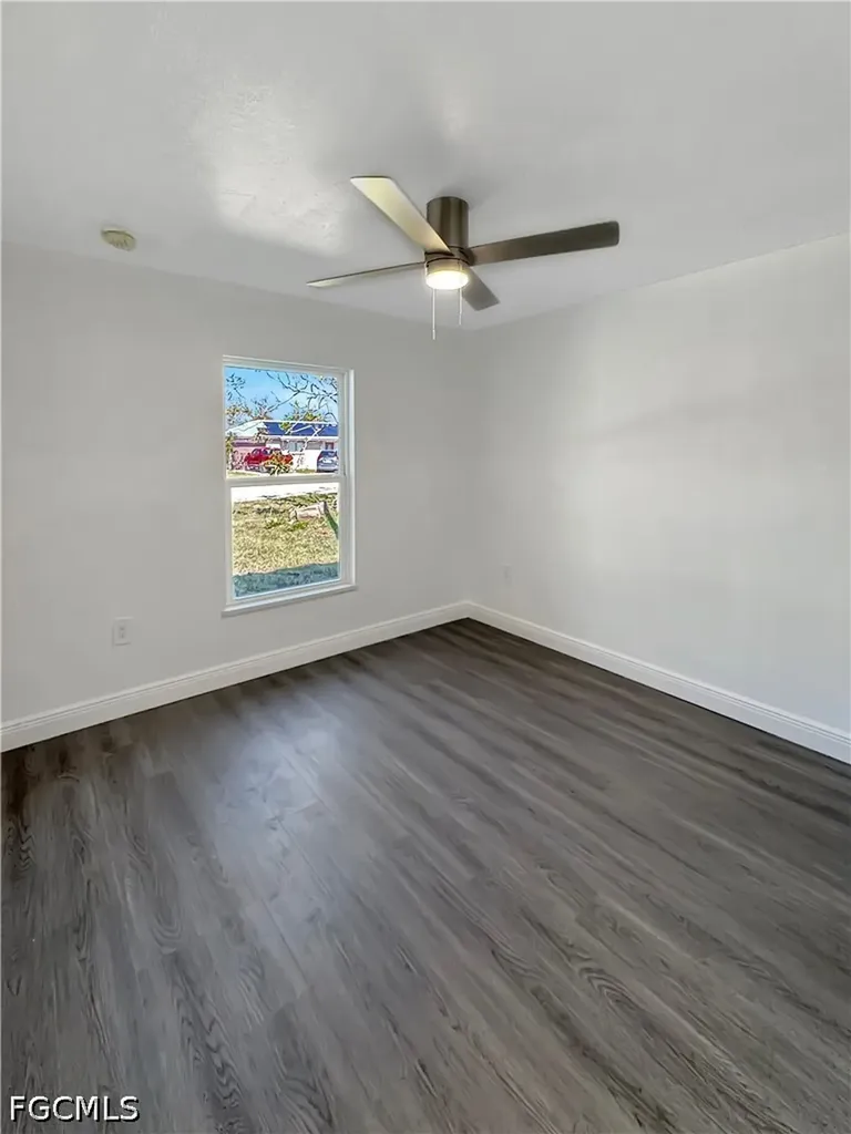 12641 1st Street Fort Myers FL 33905