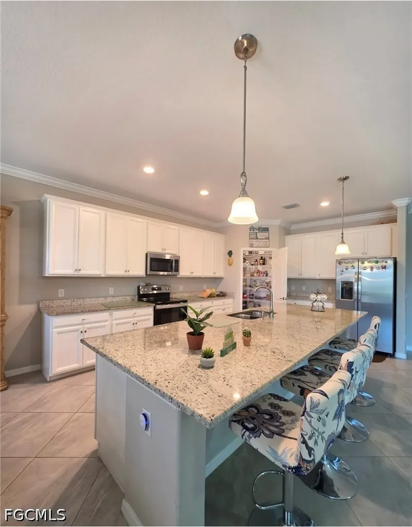 2393 Orchard Street Naples FL 34120