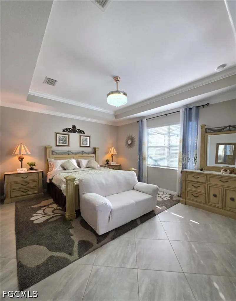 2393 Orchard Street Naples FL 34120