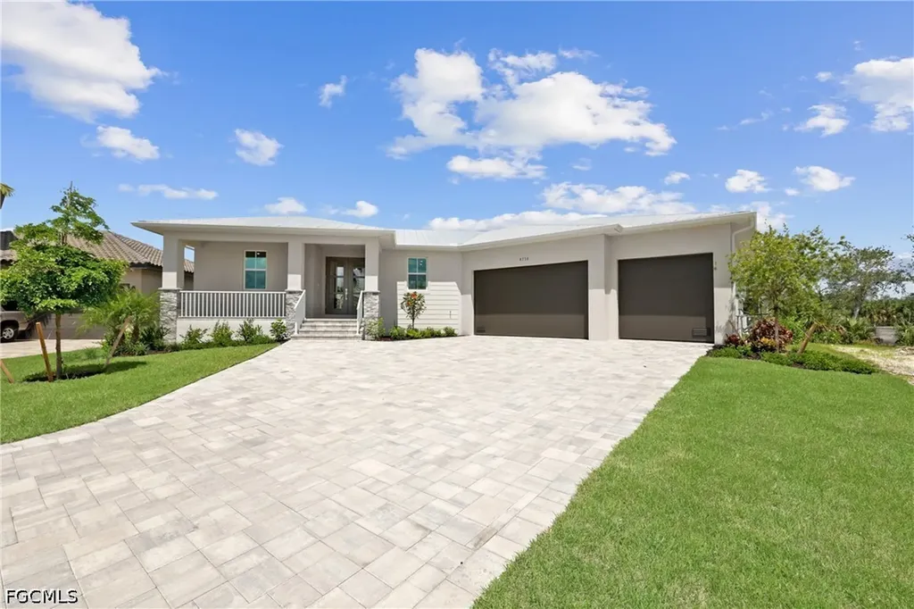 8738 Lakefront Court Fort Myers FL 33908