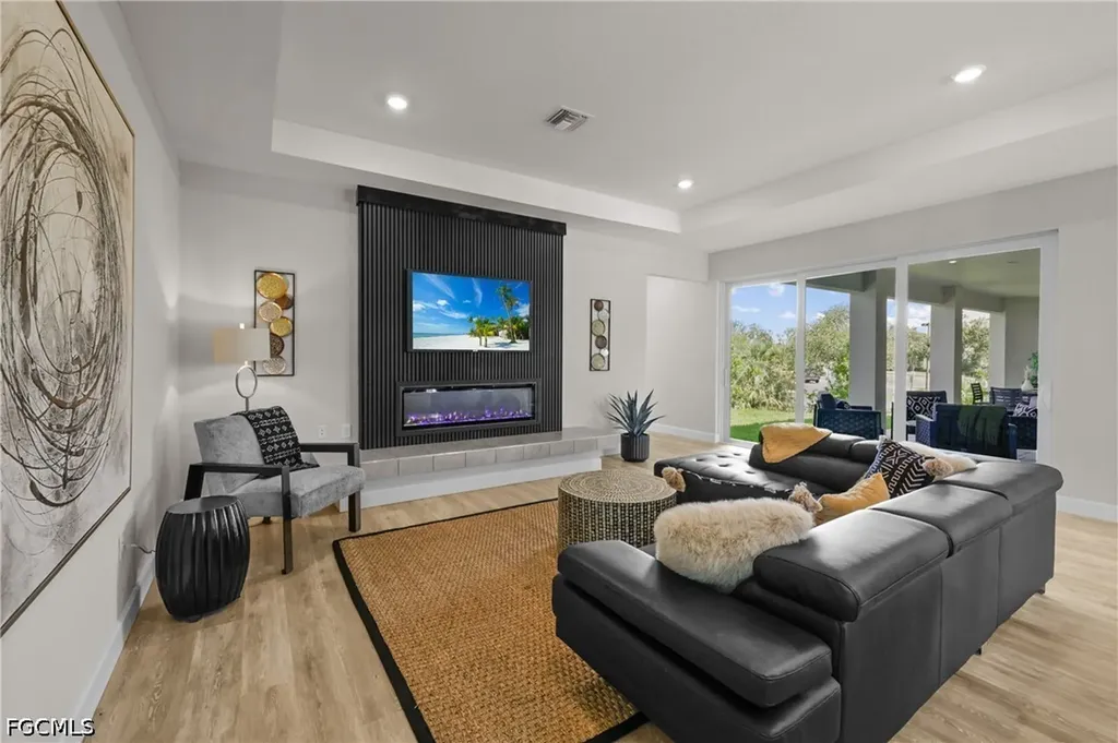 8738 Lakefront Court Fort Myers FL 33908