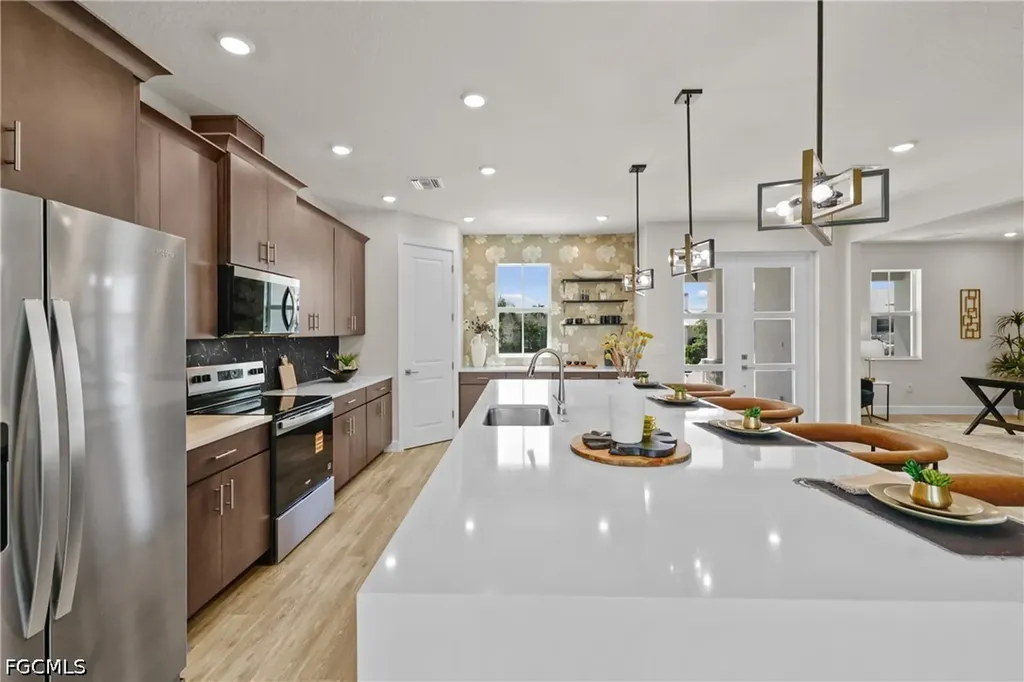 8738 Lakefront Court Fort Myers FL 33908