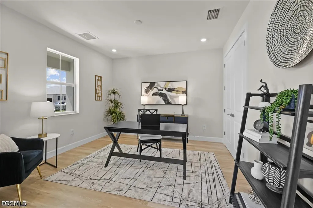8738 Lakefront Court Fort Myers FL 33908