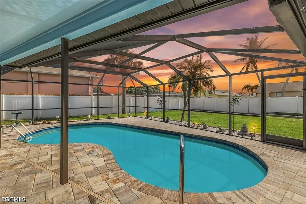 3320 SW 6th Avenue Cape Coral FL 33914
