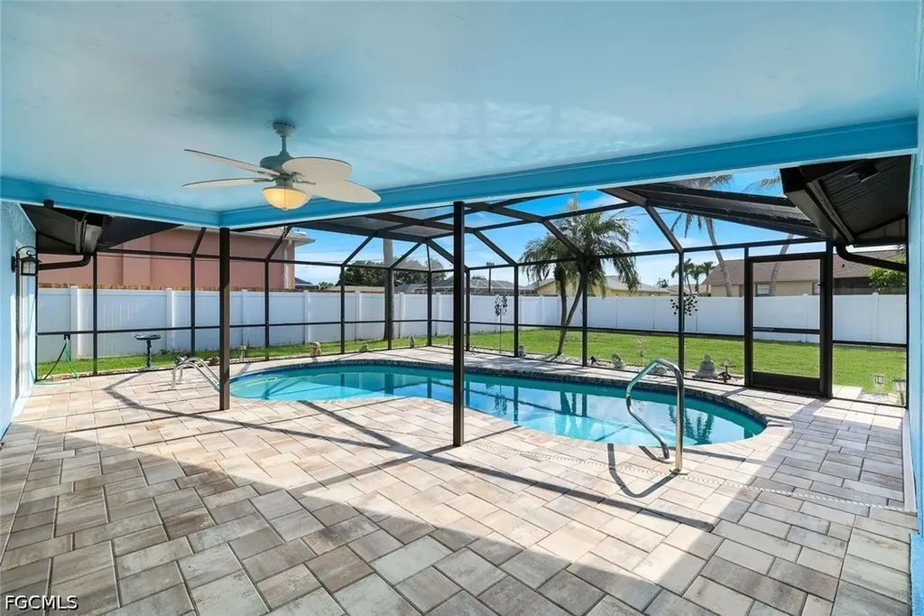 3320 SW 6th Avenue Cape Coral FL 33914
