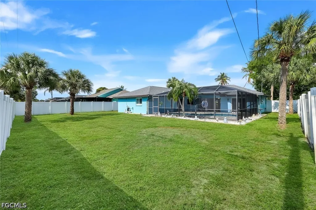 3320 SW 6th Avenue Cape Coral FL 33914