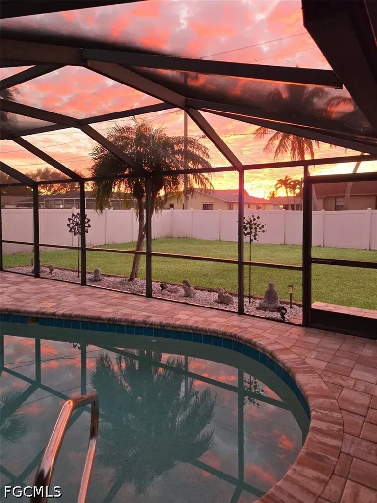 3320 SW 6th Avenue Cape Coral FL 33914