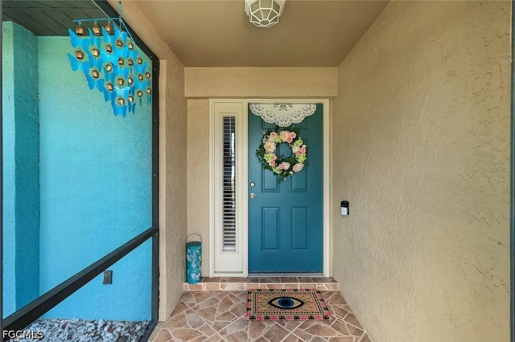 3320 SW 6th Avenue Cape Coral FL 33914