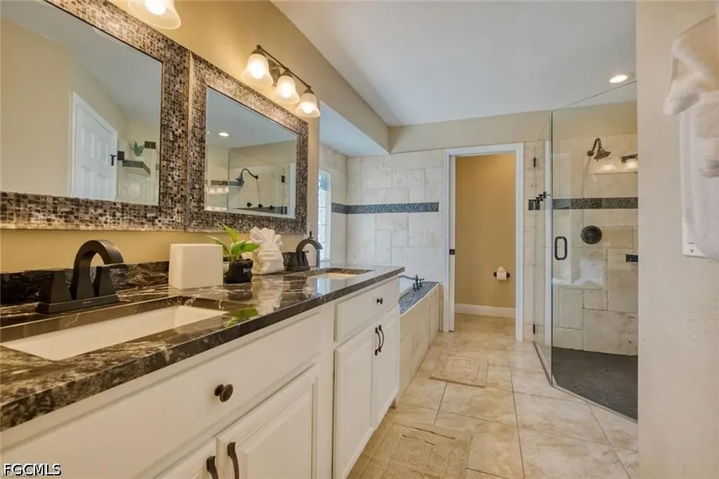 1807 SW 48th Lane Cape Coral FL 33914