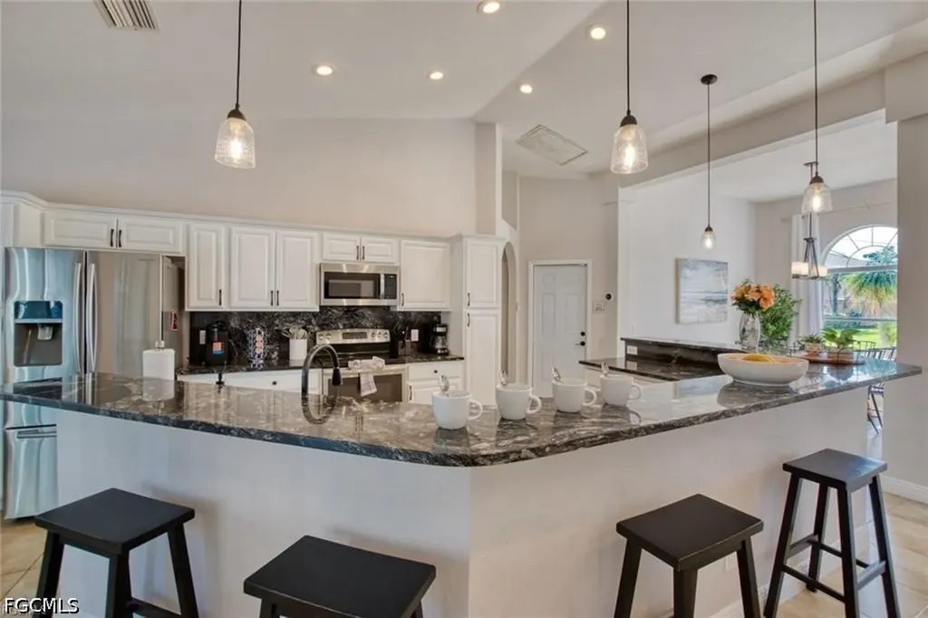 1807 SW 48th Lane Cape Coral FL 33914