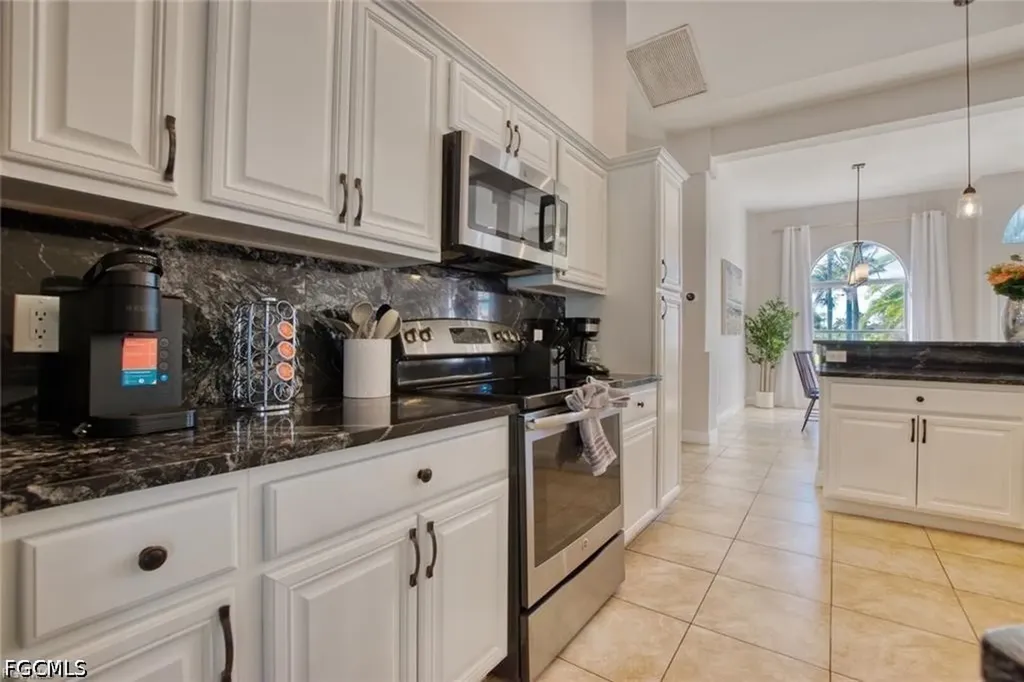 1807 SW 48th Lane Cape Coral FL 33914