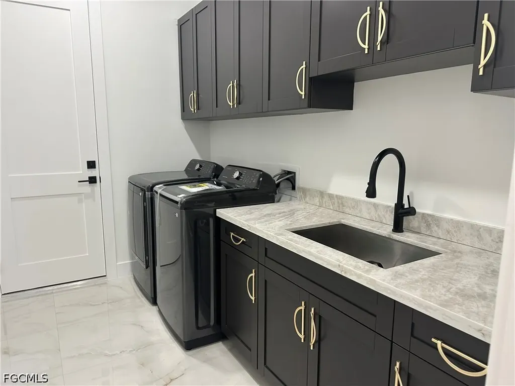 2201 Jackson Avenue Alva FL 33920