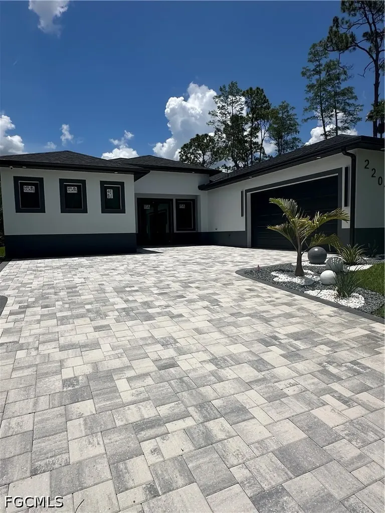 2201 Jackson Avenue Alva FL 33920